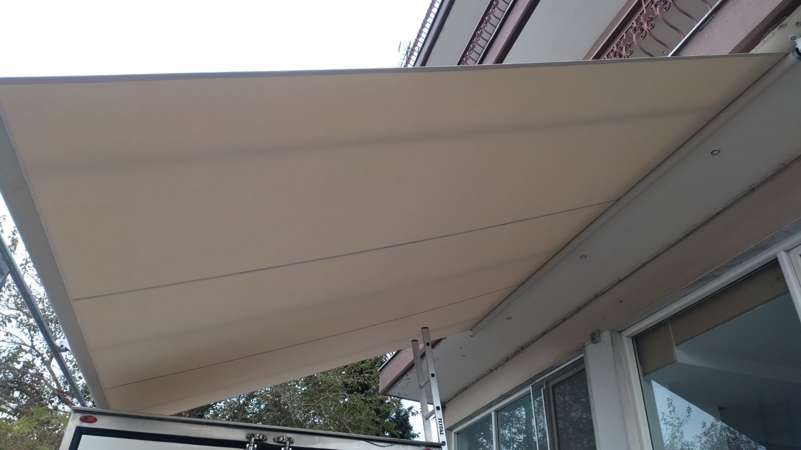 Τέντα με Ten cate πανί. Στην Μαγνησία Θεσσαλονίκης